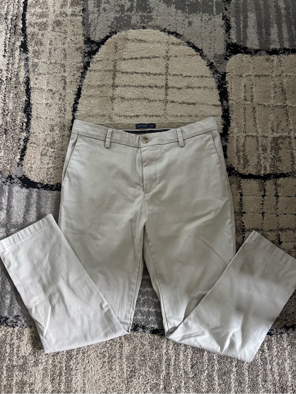 Dockers Men's Chino Pants in Light Khaki